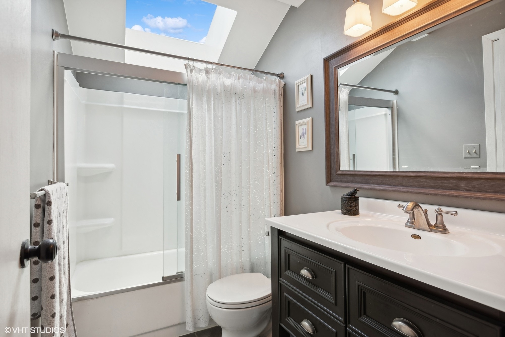 27W225 PROVIDENCE Lane