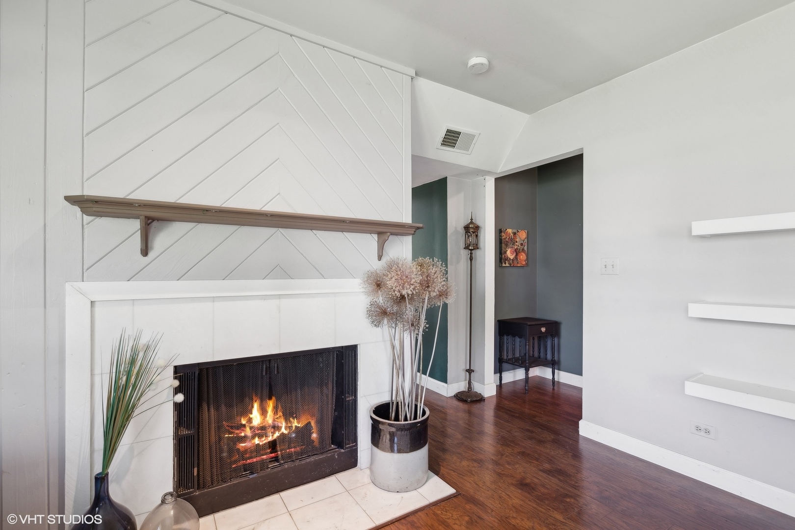 27W225 PROVIDENCE Lane