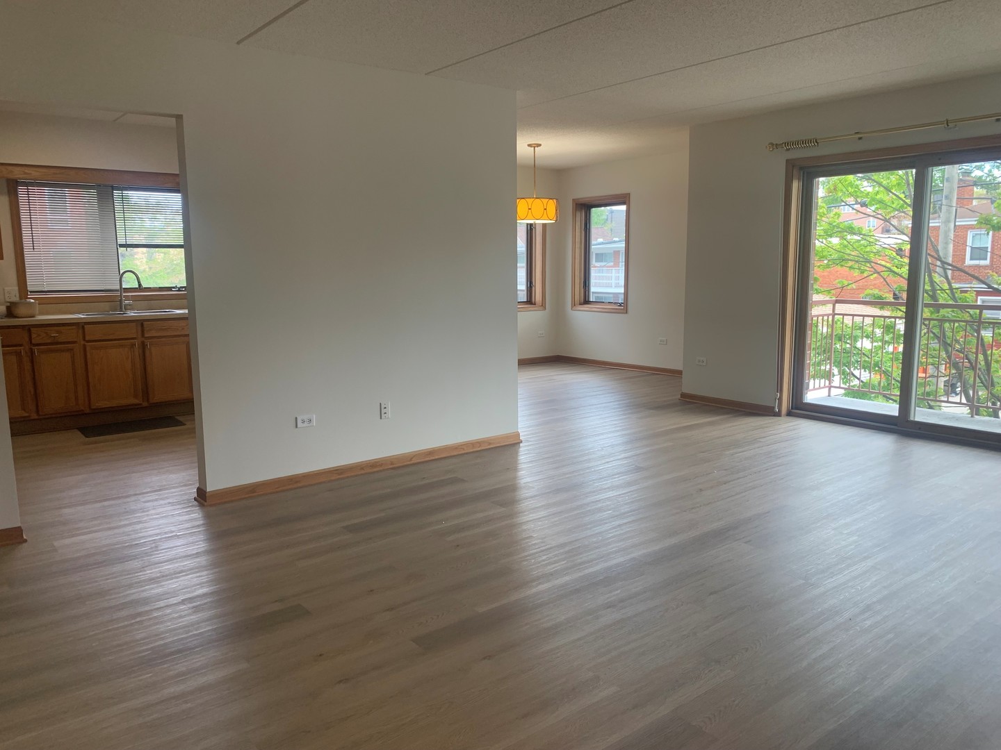 1327 E Washington Street Unit: 207
