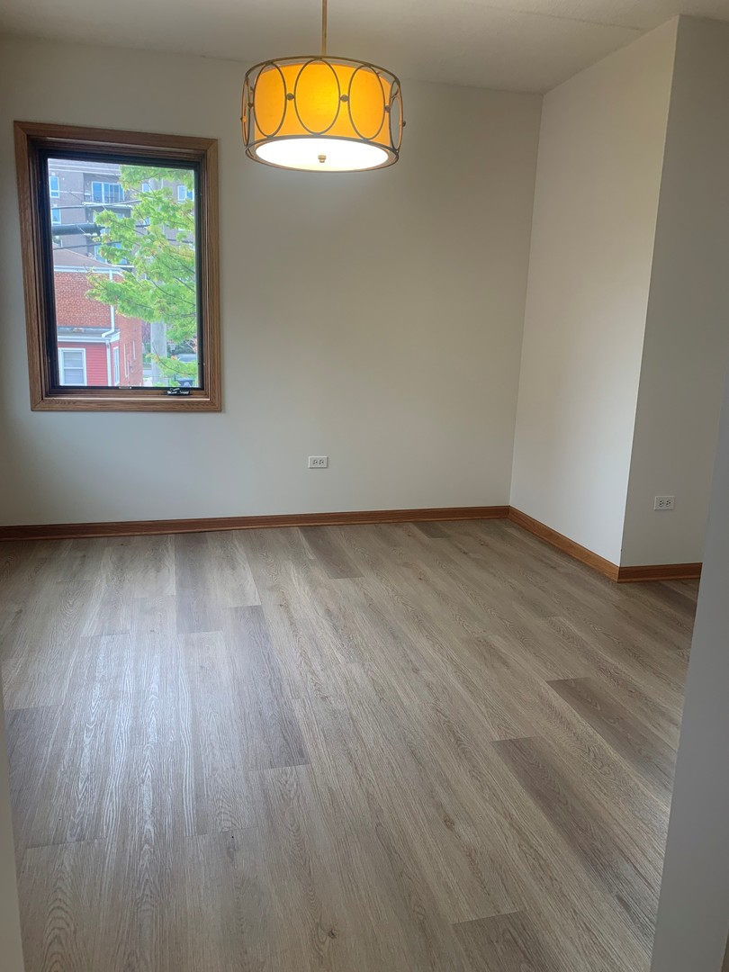 1327 E Washington Street Unit: 207