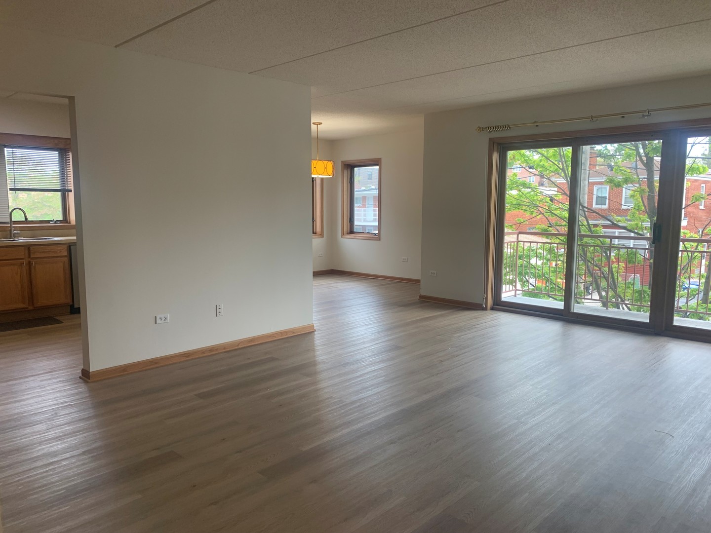 1327 E Washington Street Unit: 207