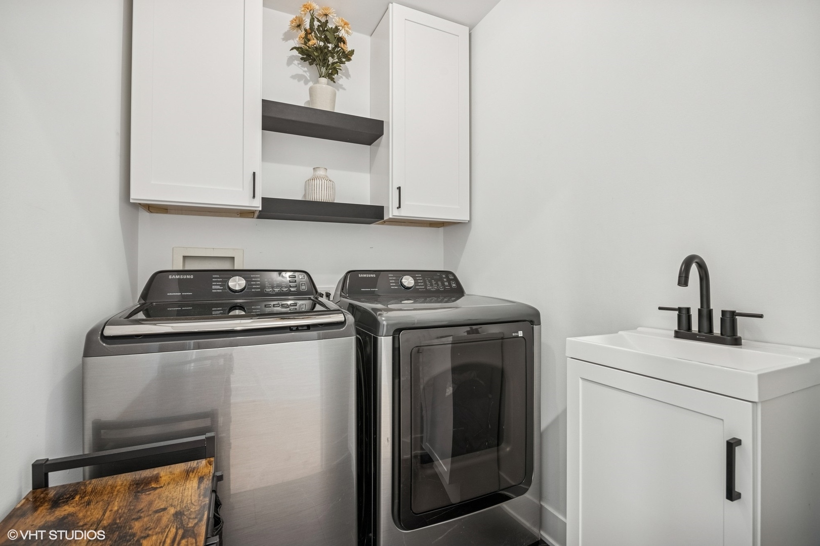 7928 N Octavia Avenue