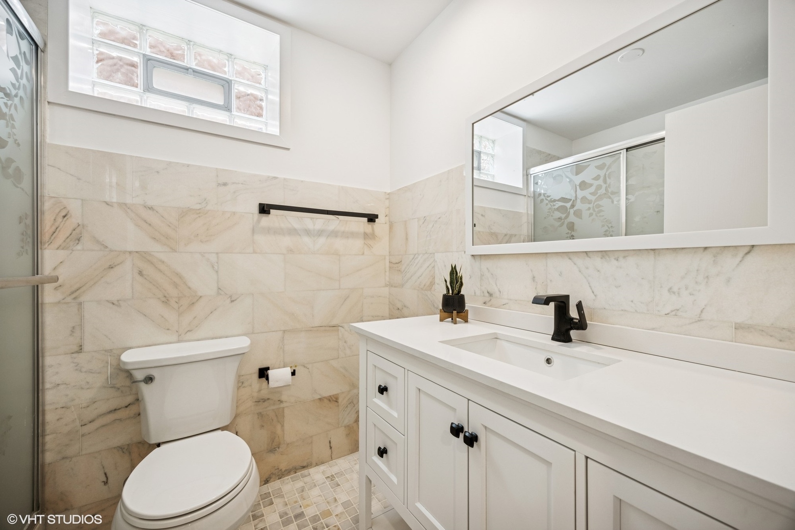 7928 N Octavia Avenue