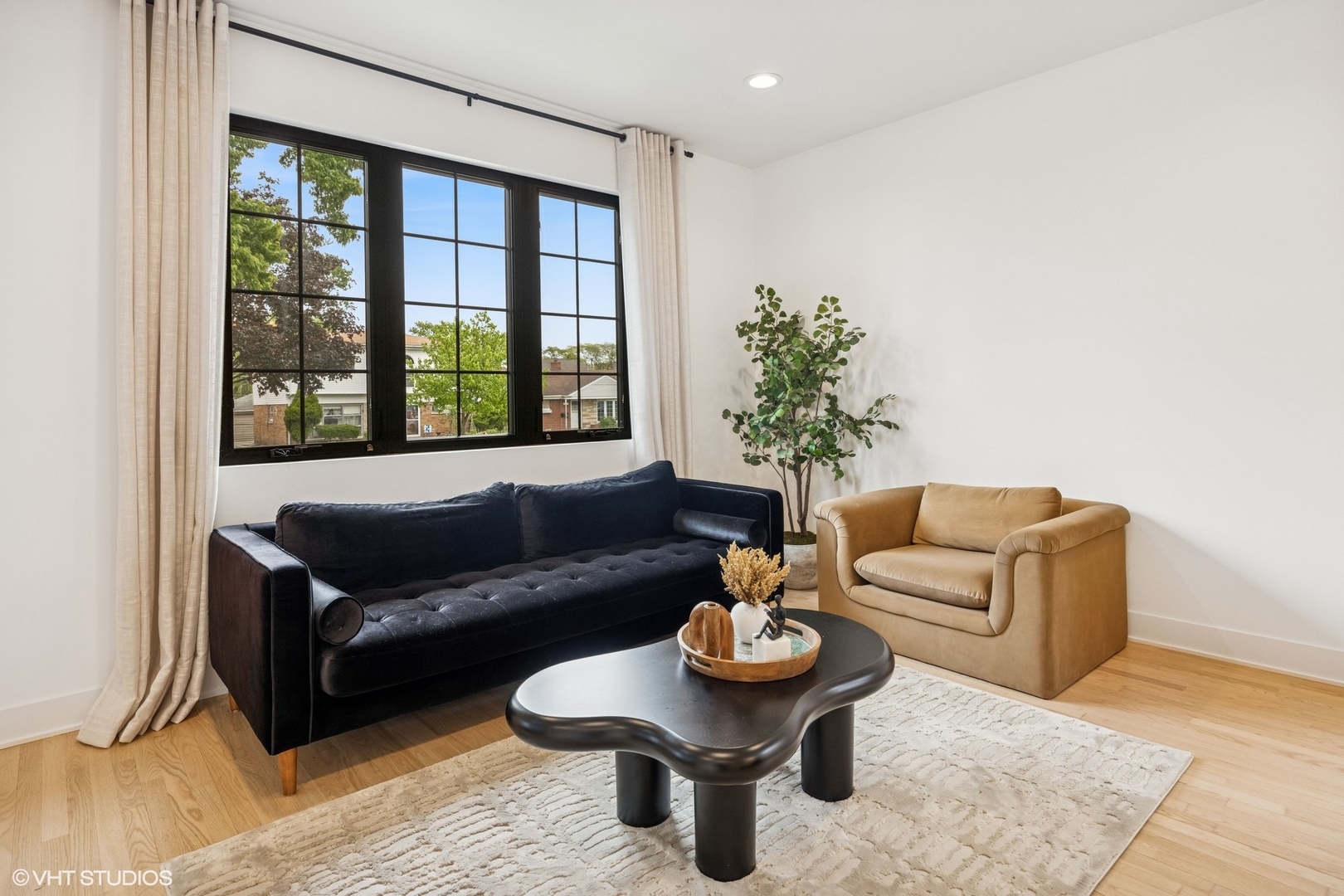 7928 N Octavia Avenue