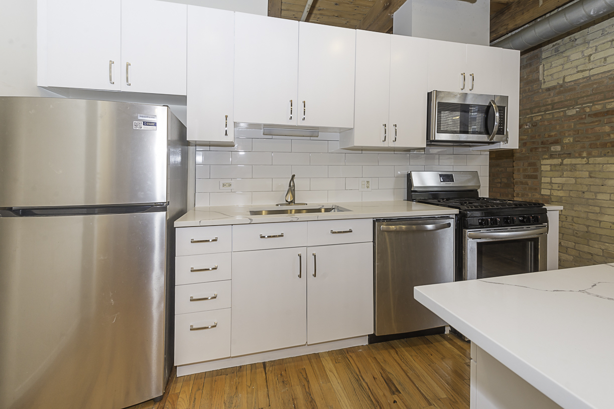 420 S Clinton Street Unit: 408A