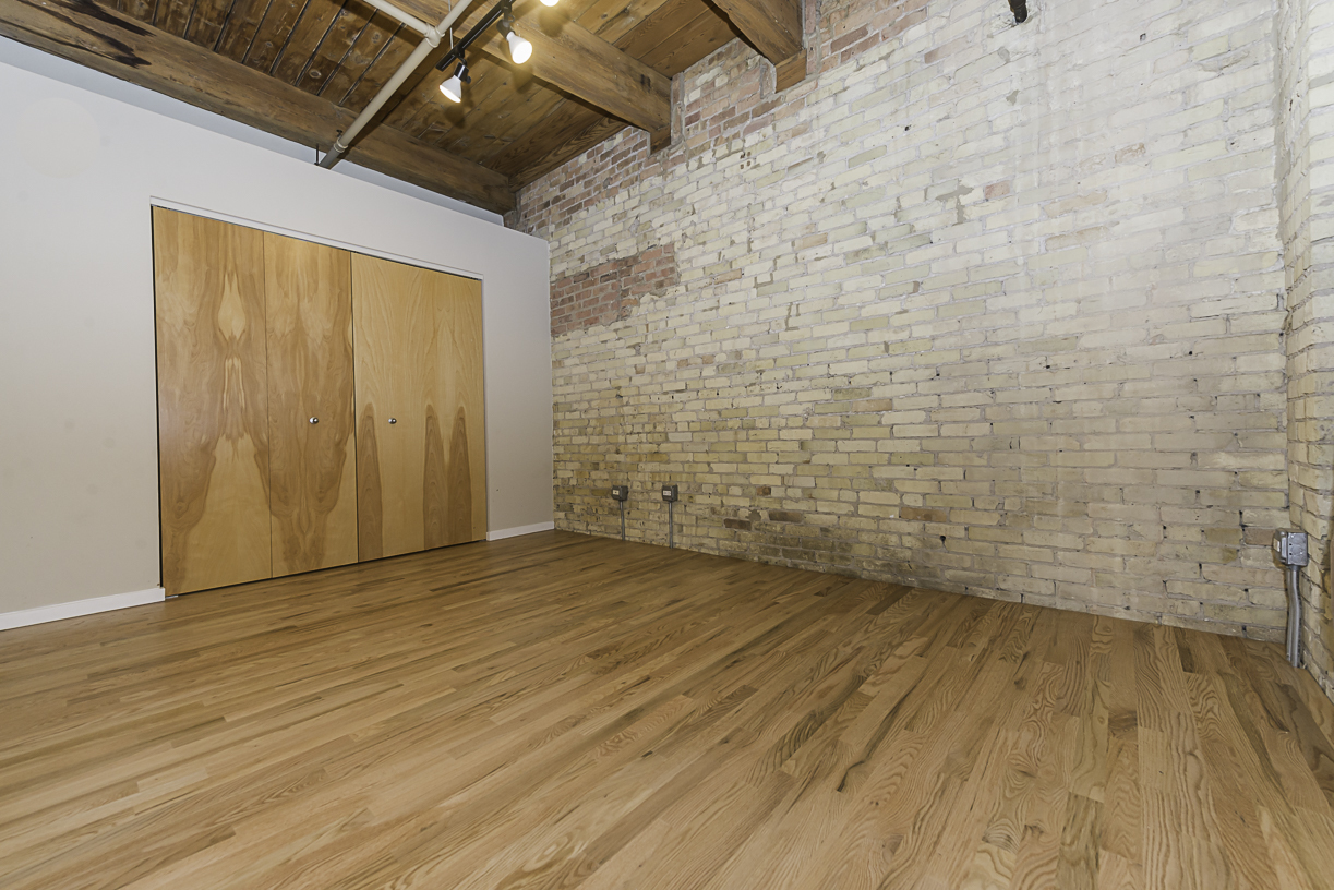 420 S Clinton Street Unit: 408A