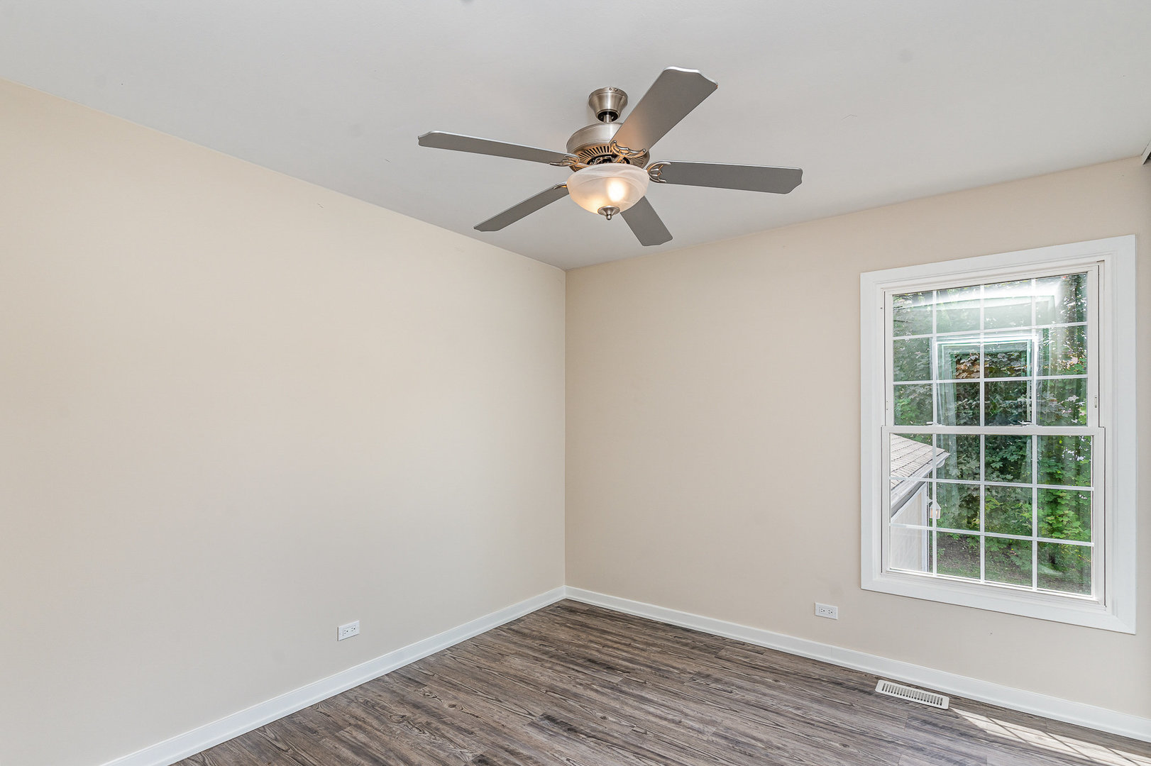 792 Ravenswood Court