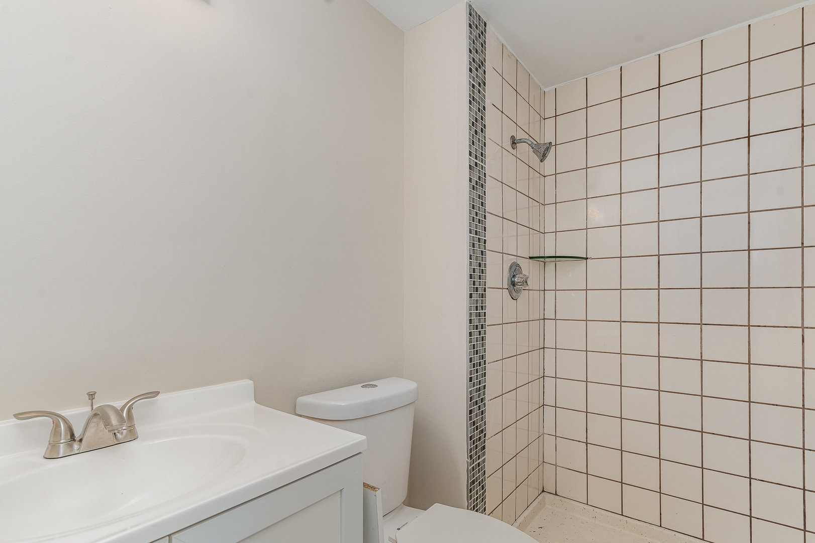 792 Ravenswood Court