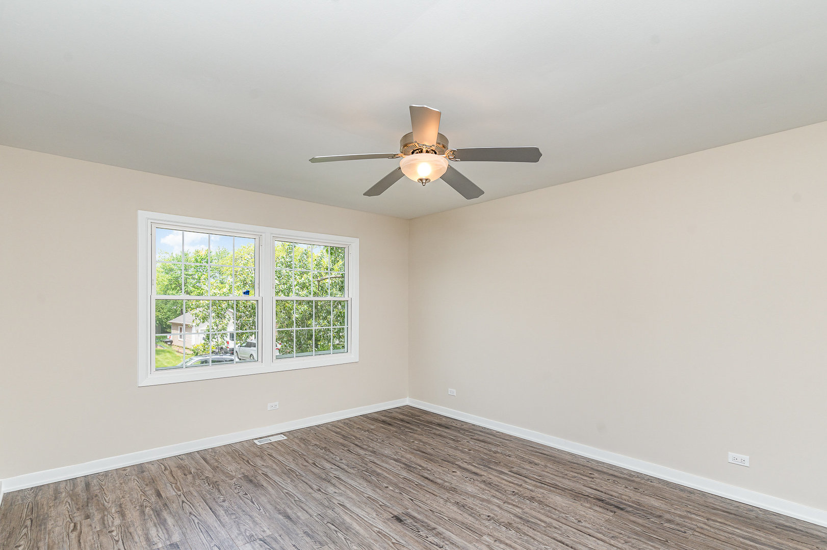 792 Ravenswood Court