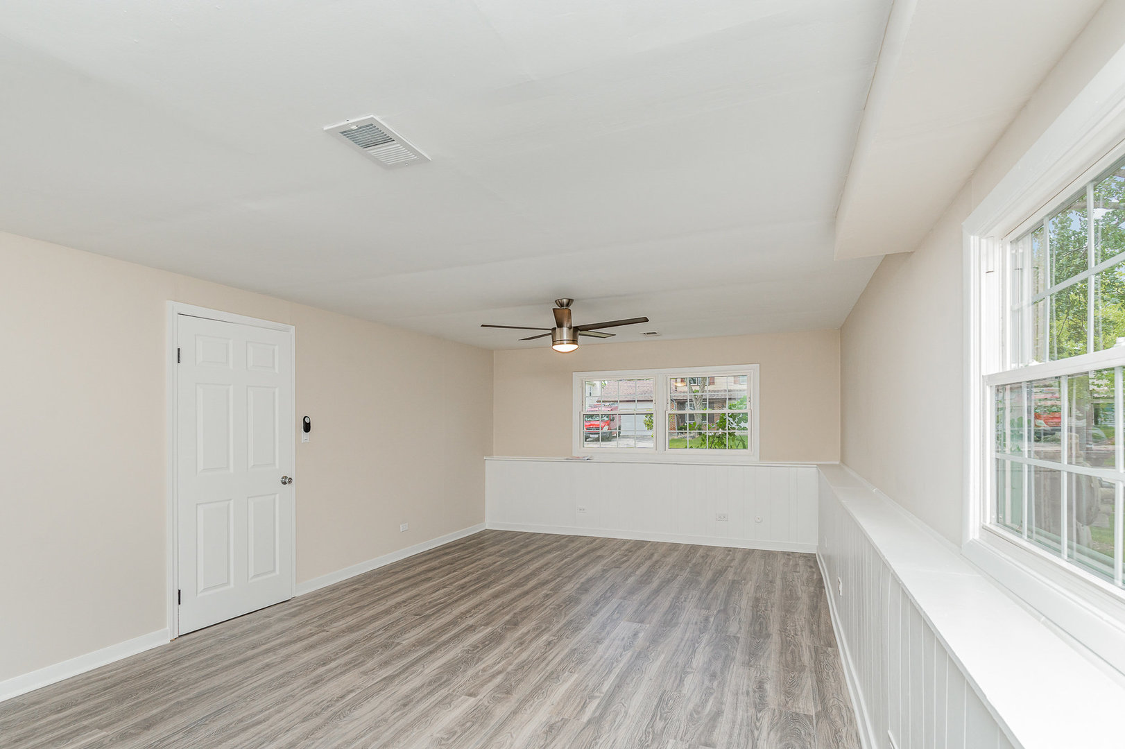 792 Ravenswood Court