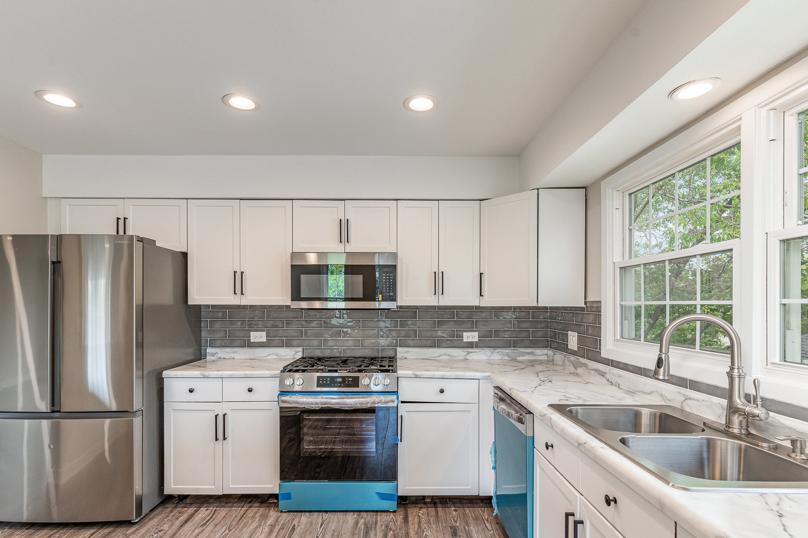 792 Ravenswood Court