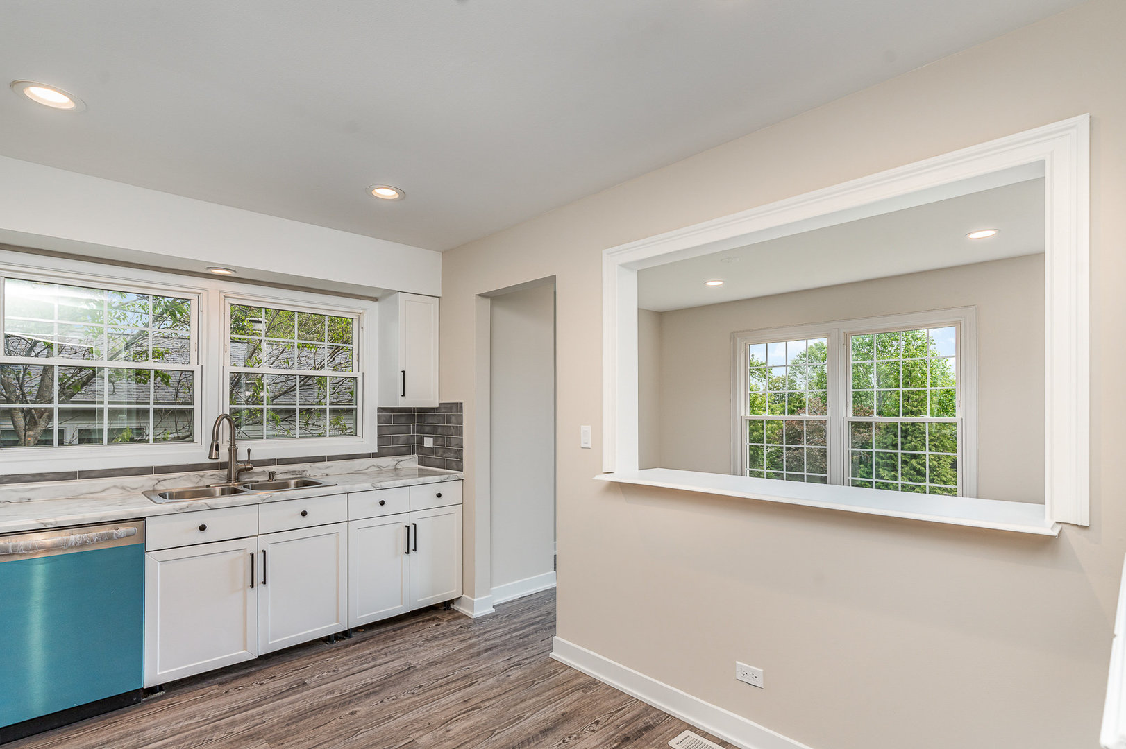 792 Ravenswood Court