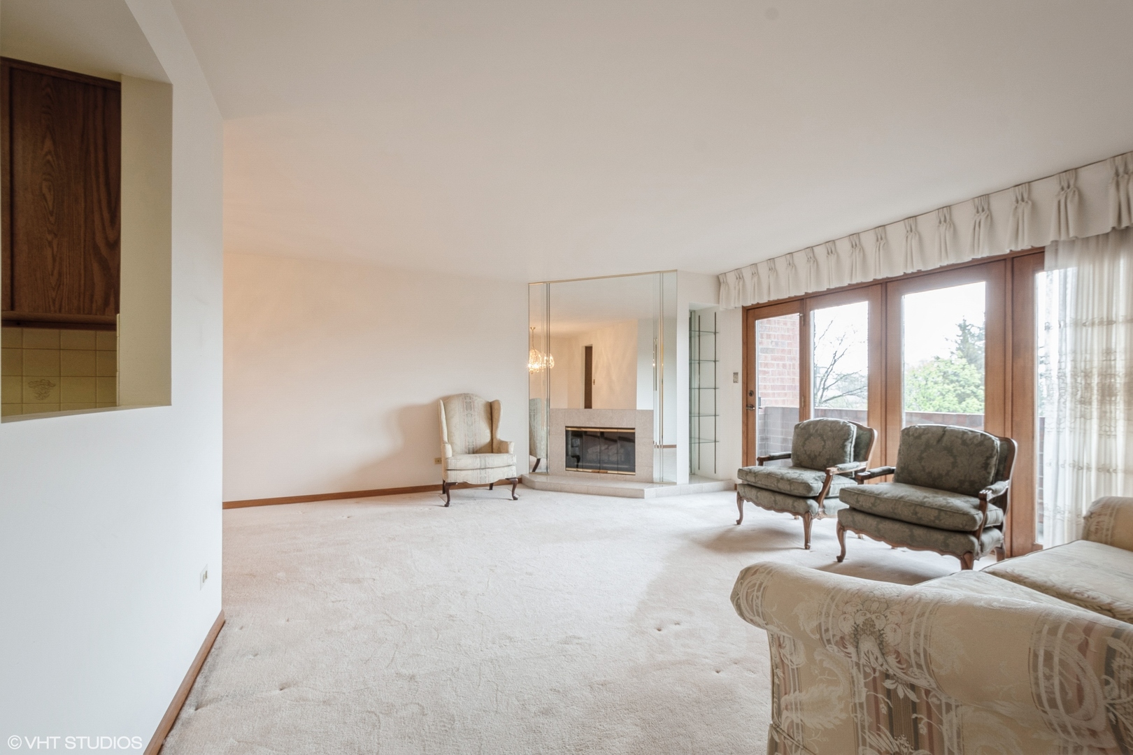 101 SUMMIT Avenue Unit: 307
