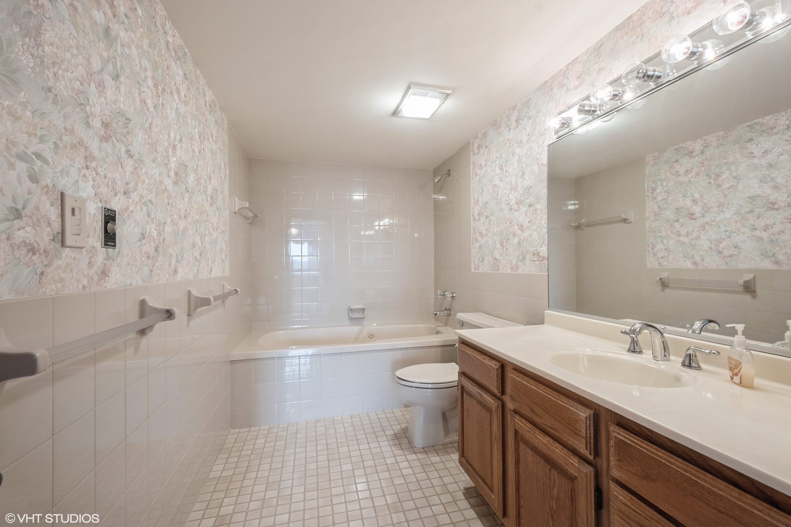 101 SUMMIT Avenue Unit: 307