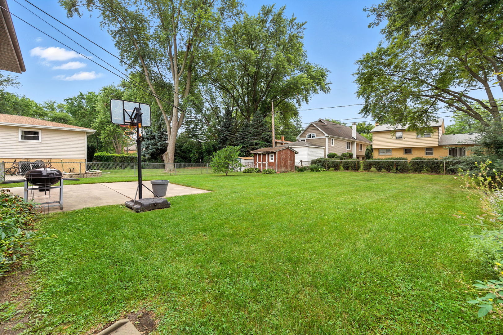 826 S Roosevelt Avenue