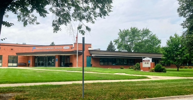 826 S Roosevelt Avenue