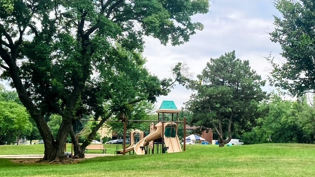 826 S Roosevelt Avenue