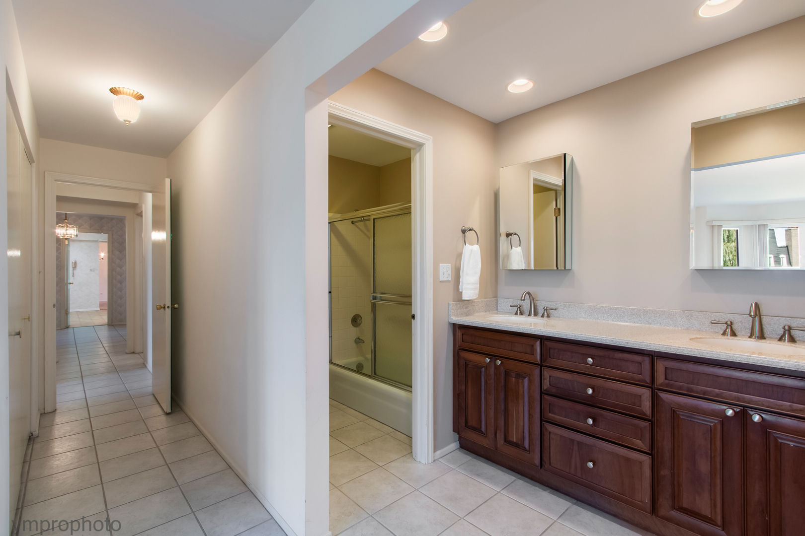 200 Lake Boulevard Unit: 452