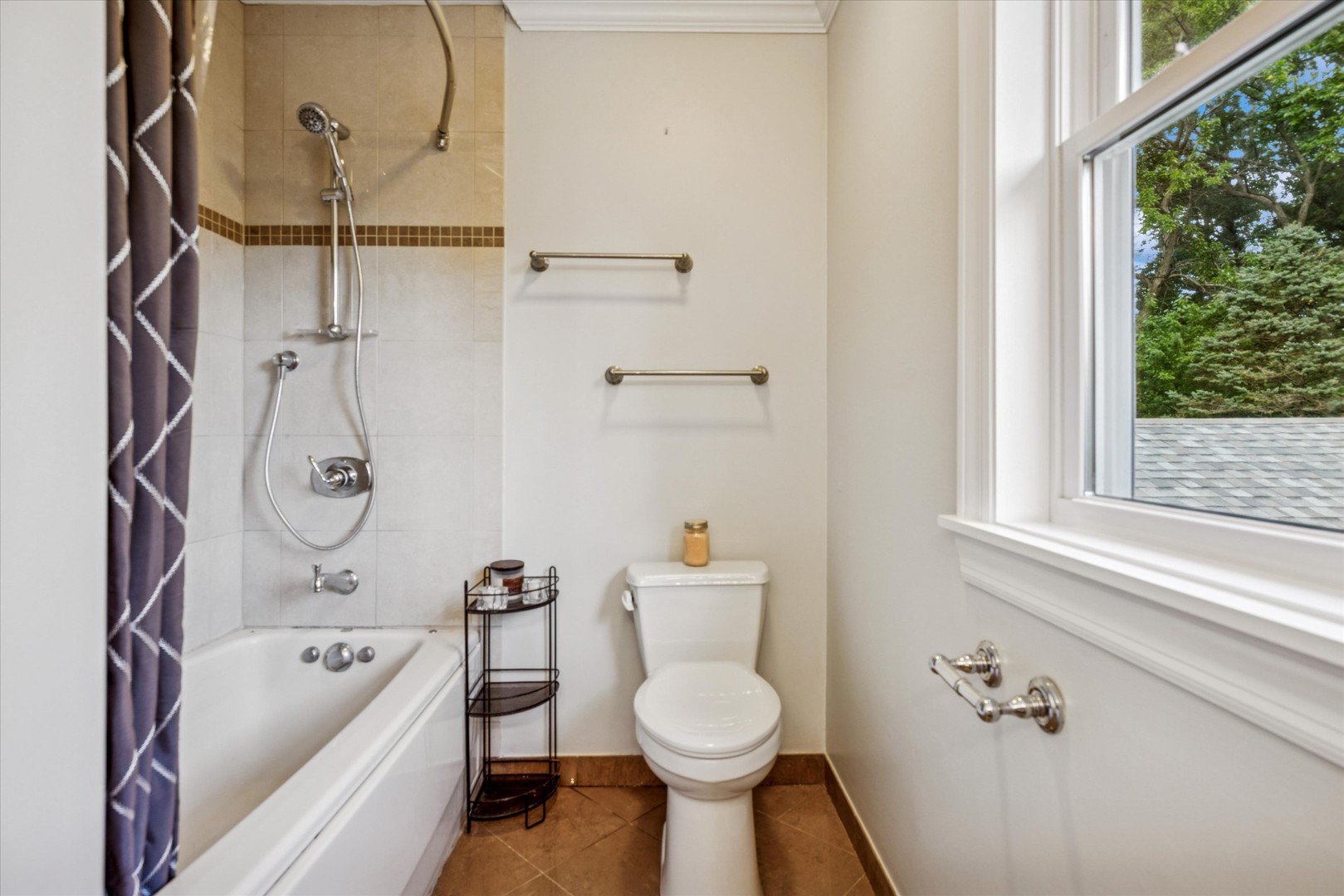 1355 N King George Court