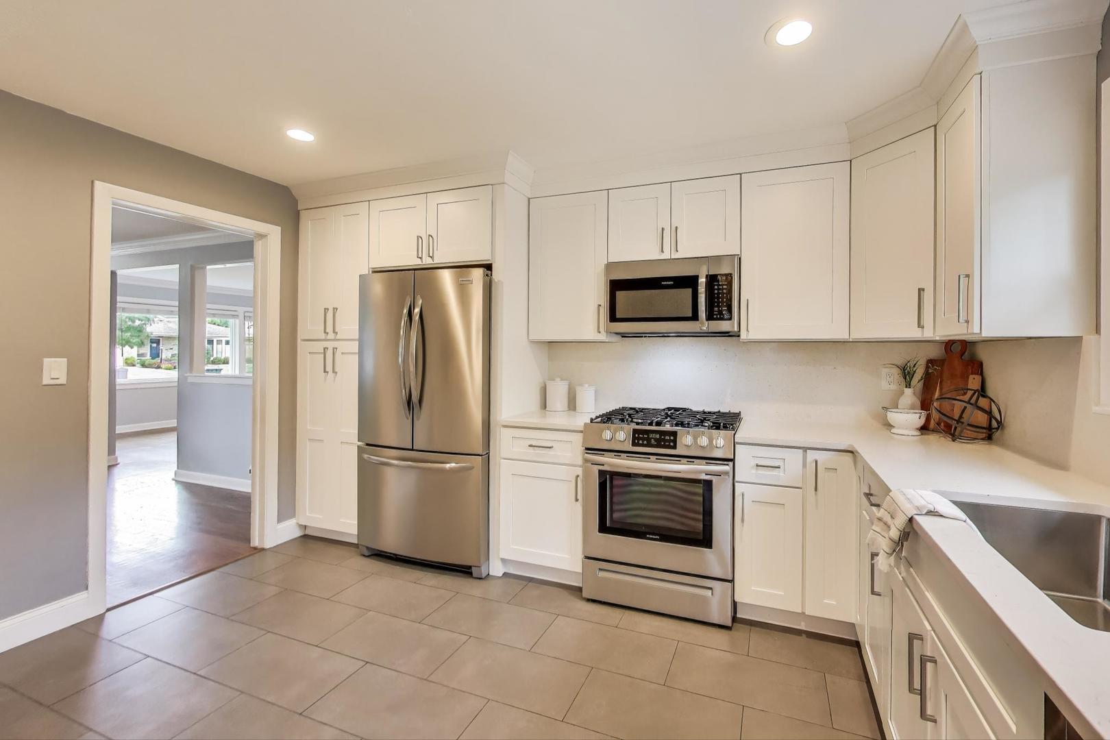 811 S Na Wa Ta Avenue