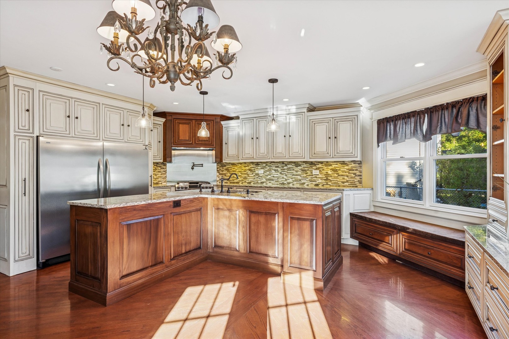 815 Pheasant Ridge Drive
