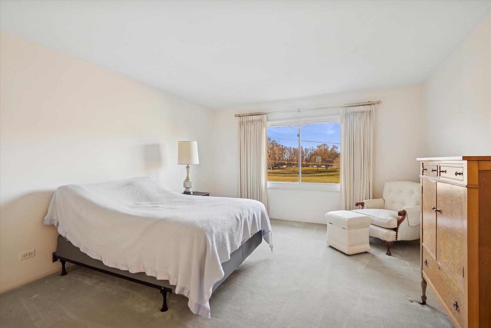 46 E Country Club Court