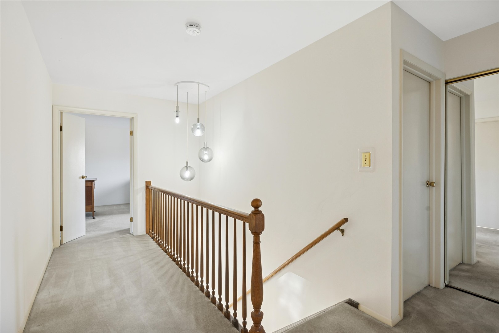 46 E Country Club Court