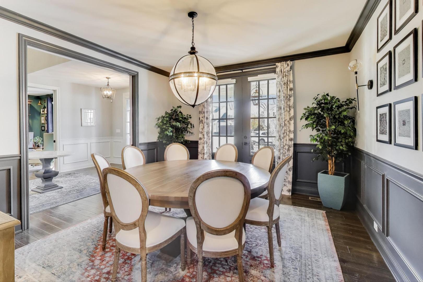 1329 E Christina Court