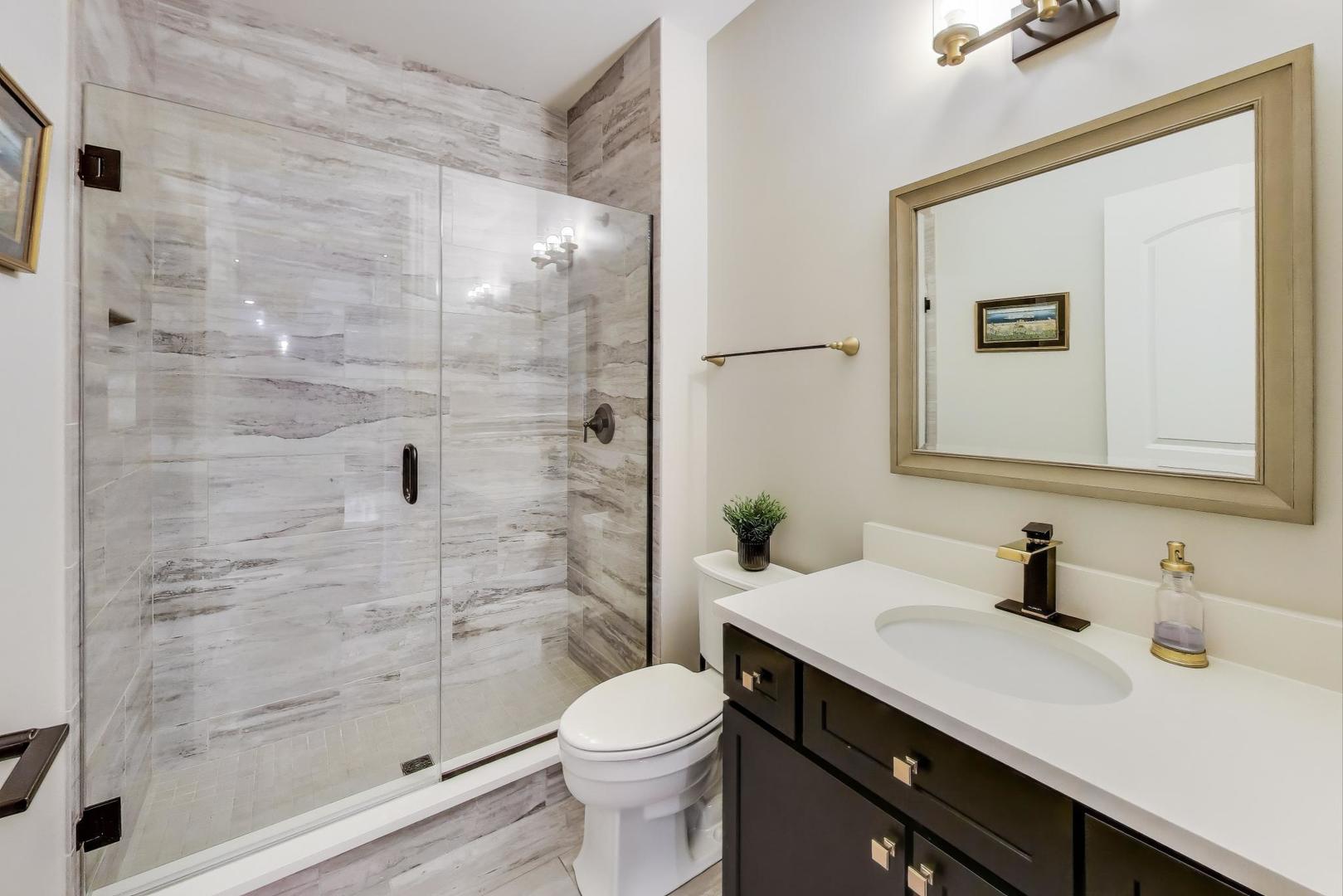 1329 E Christina Court