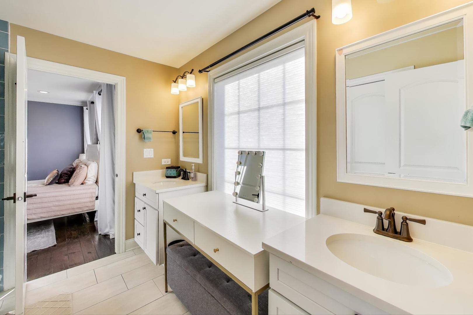 1329 E Christina Court