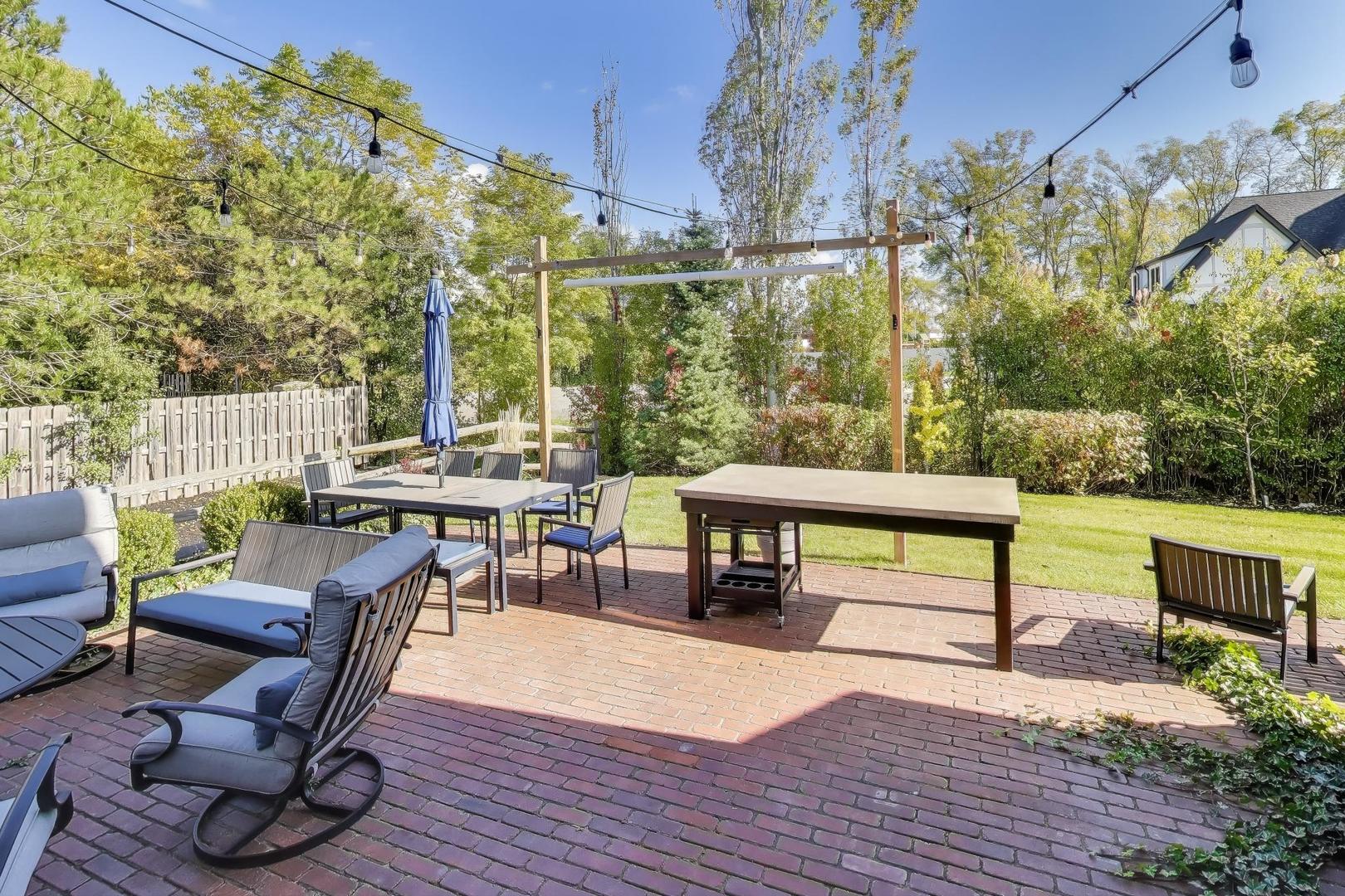 1329 E Christina Court