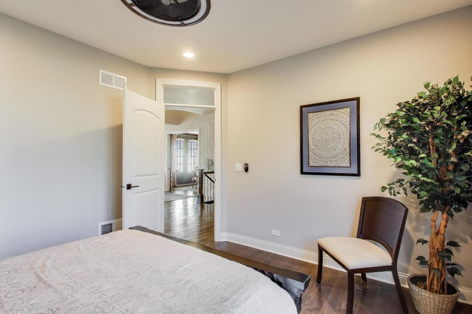 1329 E Christina Court