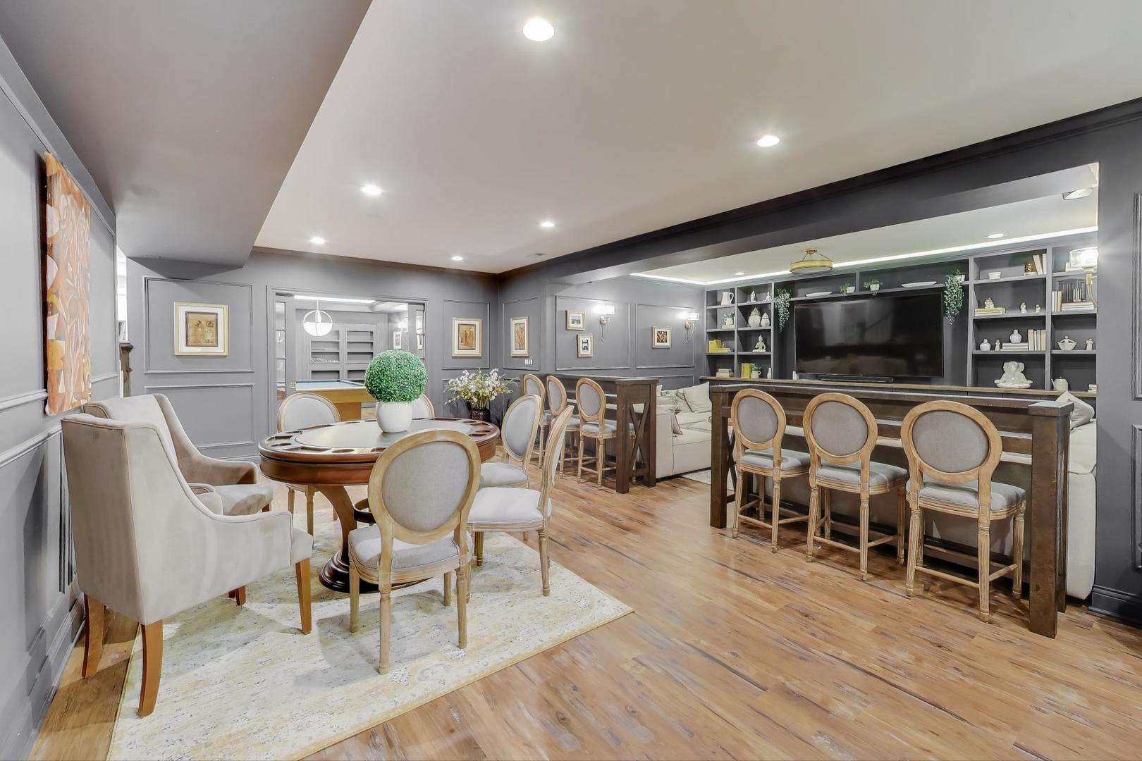 1329 E Christina Court