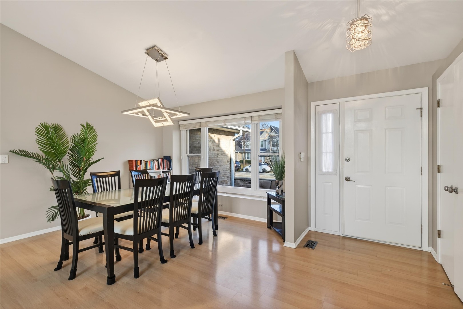 2010 N Oak Wood Drive