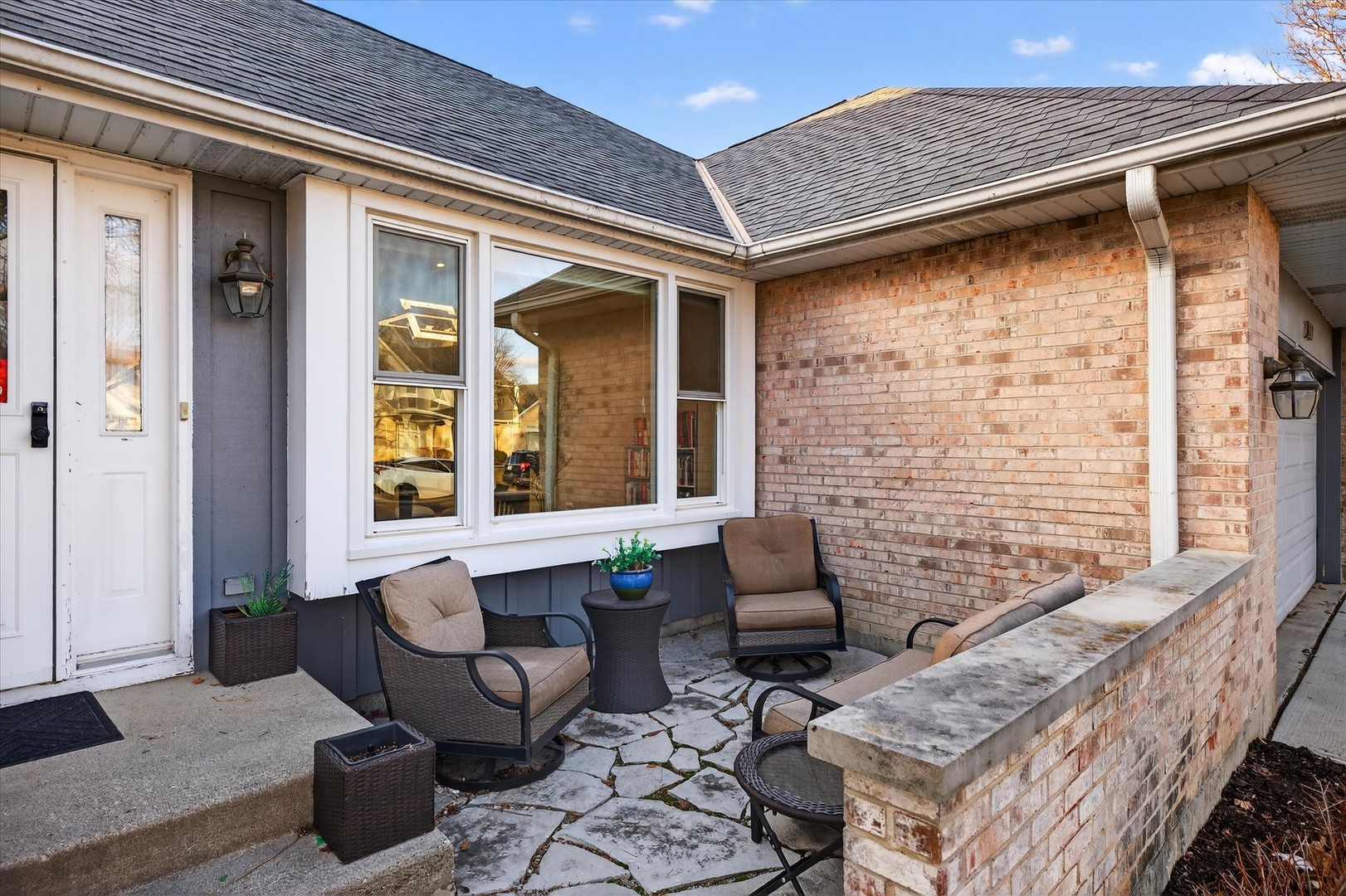 2010 N Oak Wood Drive