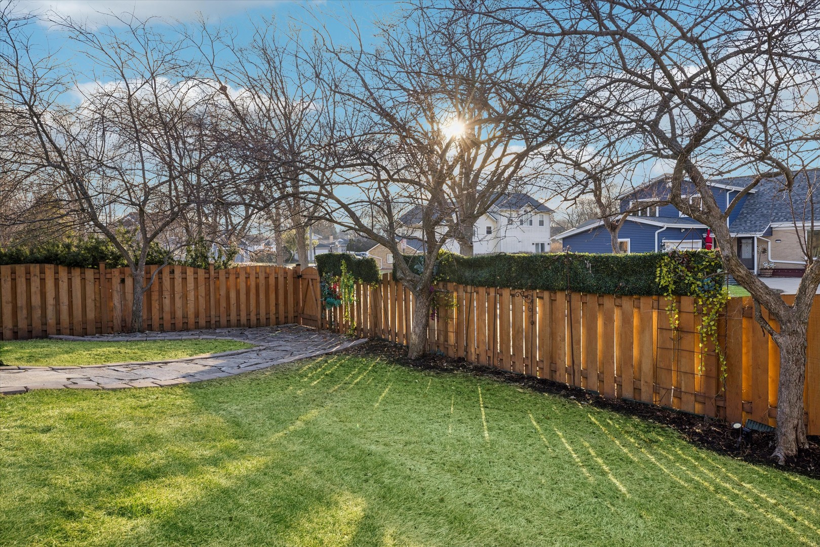 2010 N Oak Wood Drive