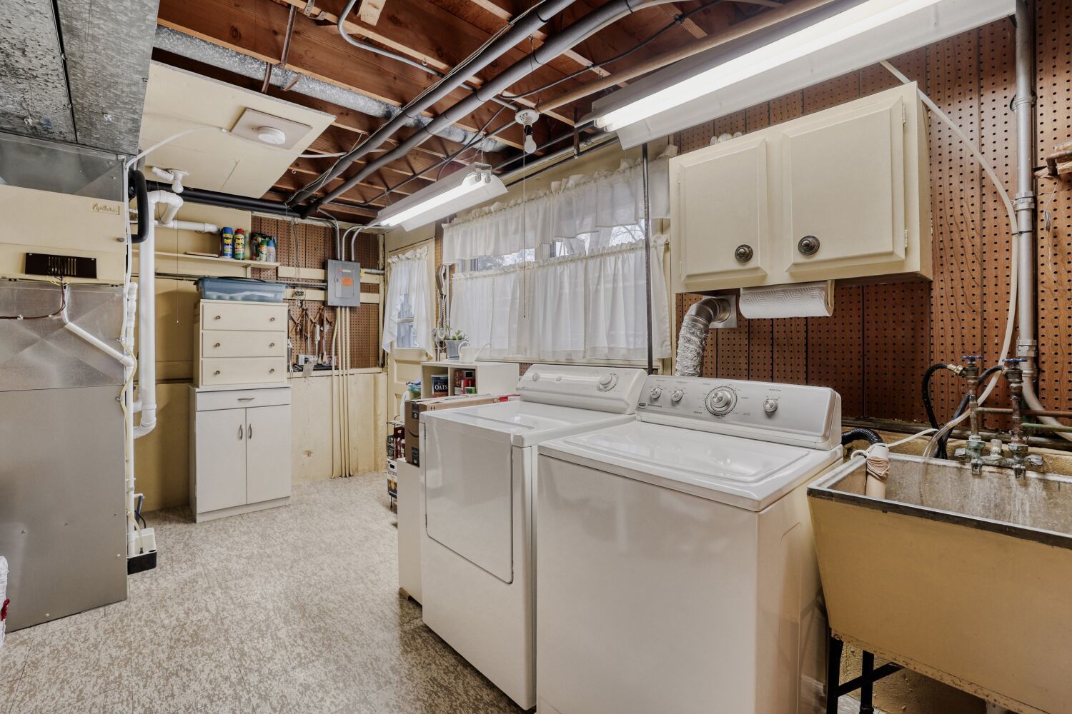 2406 N Lafayette Street