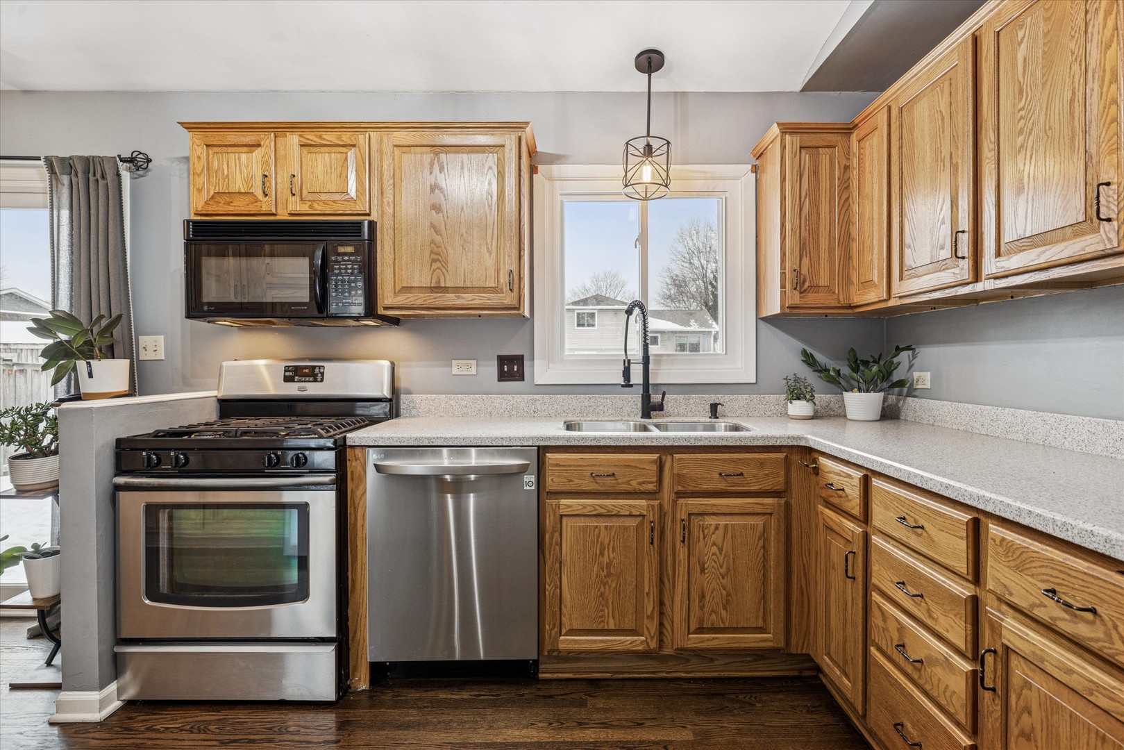 3966 N Galena Avenue