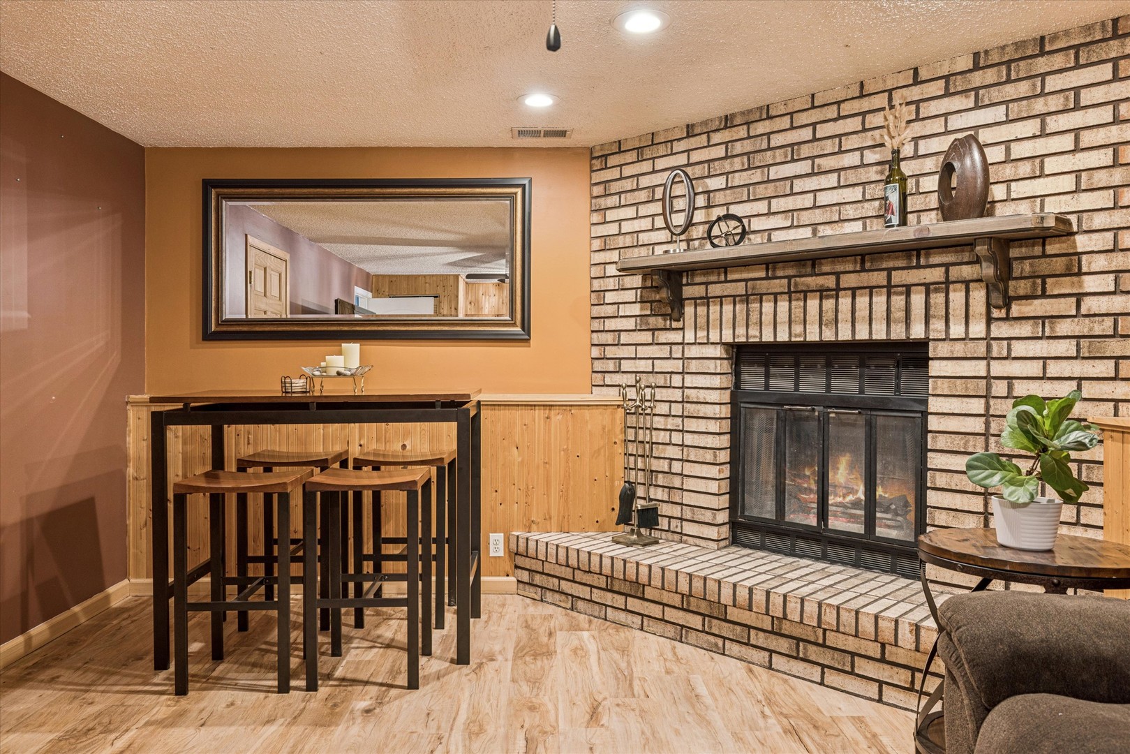 3966 N Galena Avenue