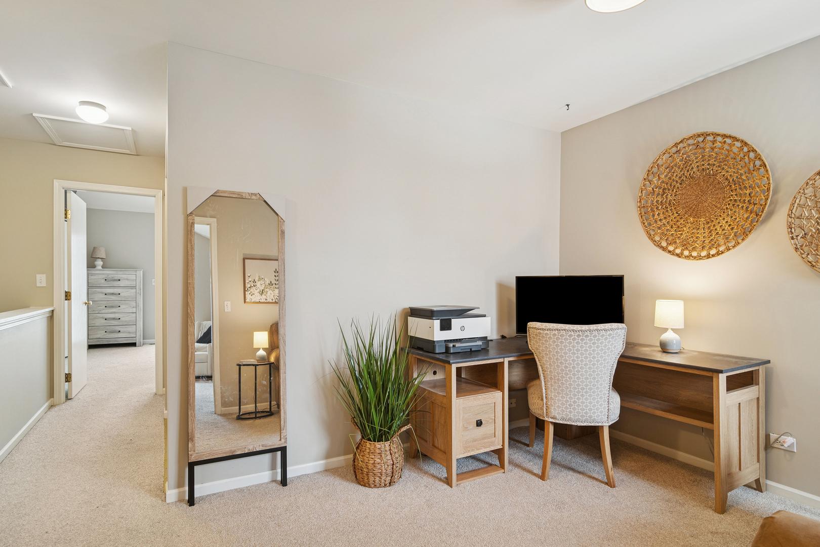 1506 N Saint Marks Place