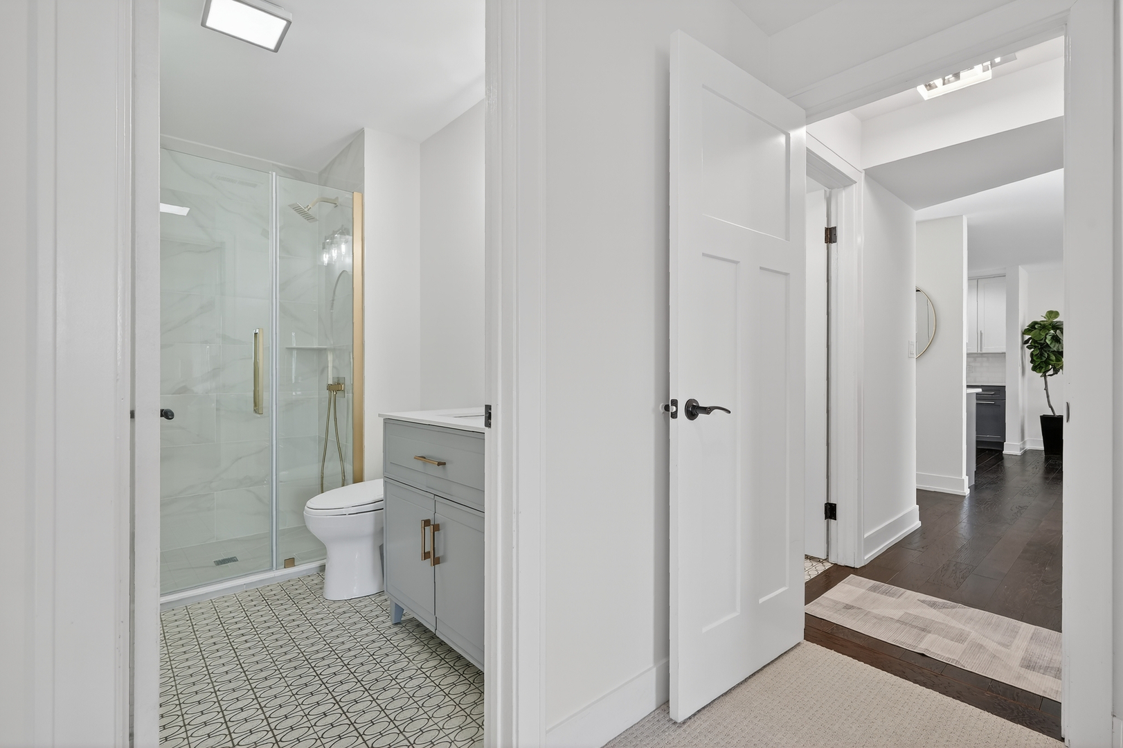 711 S River Road Unit: 617