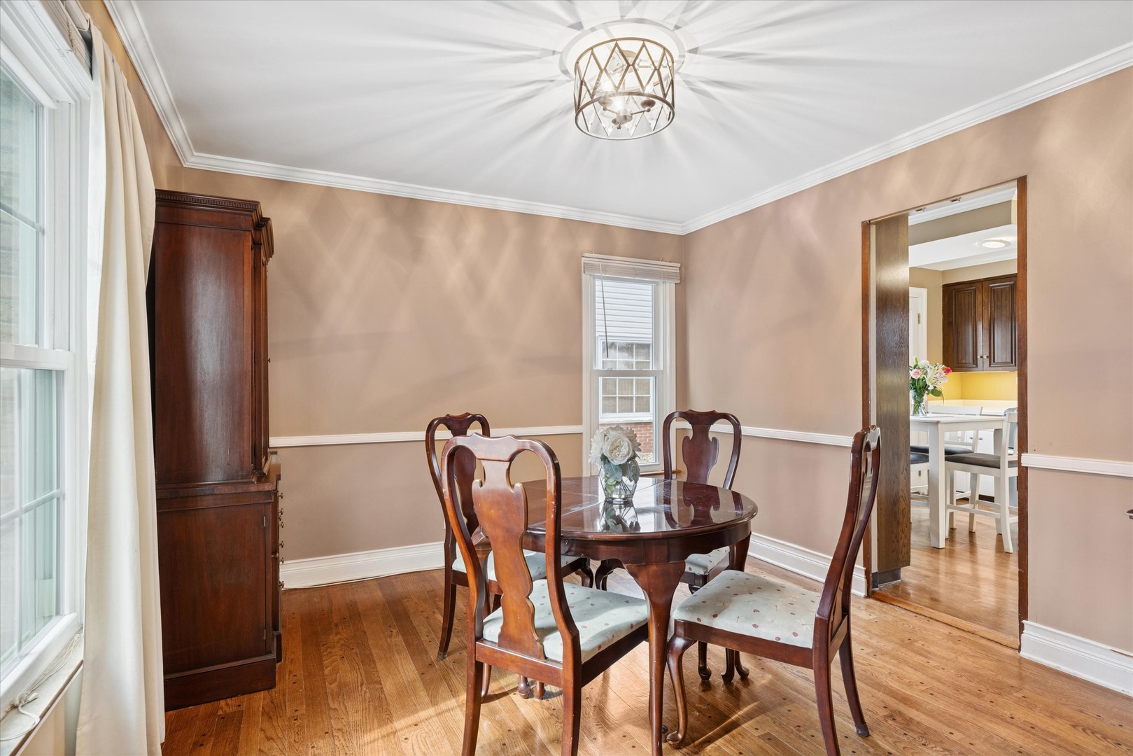 1636 E Jonquil Terrace