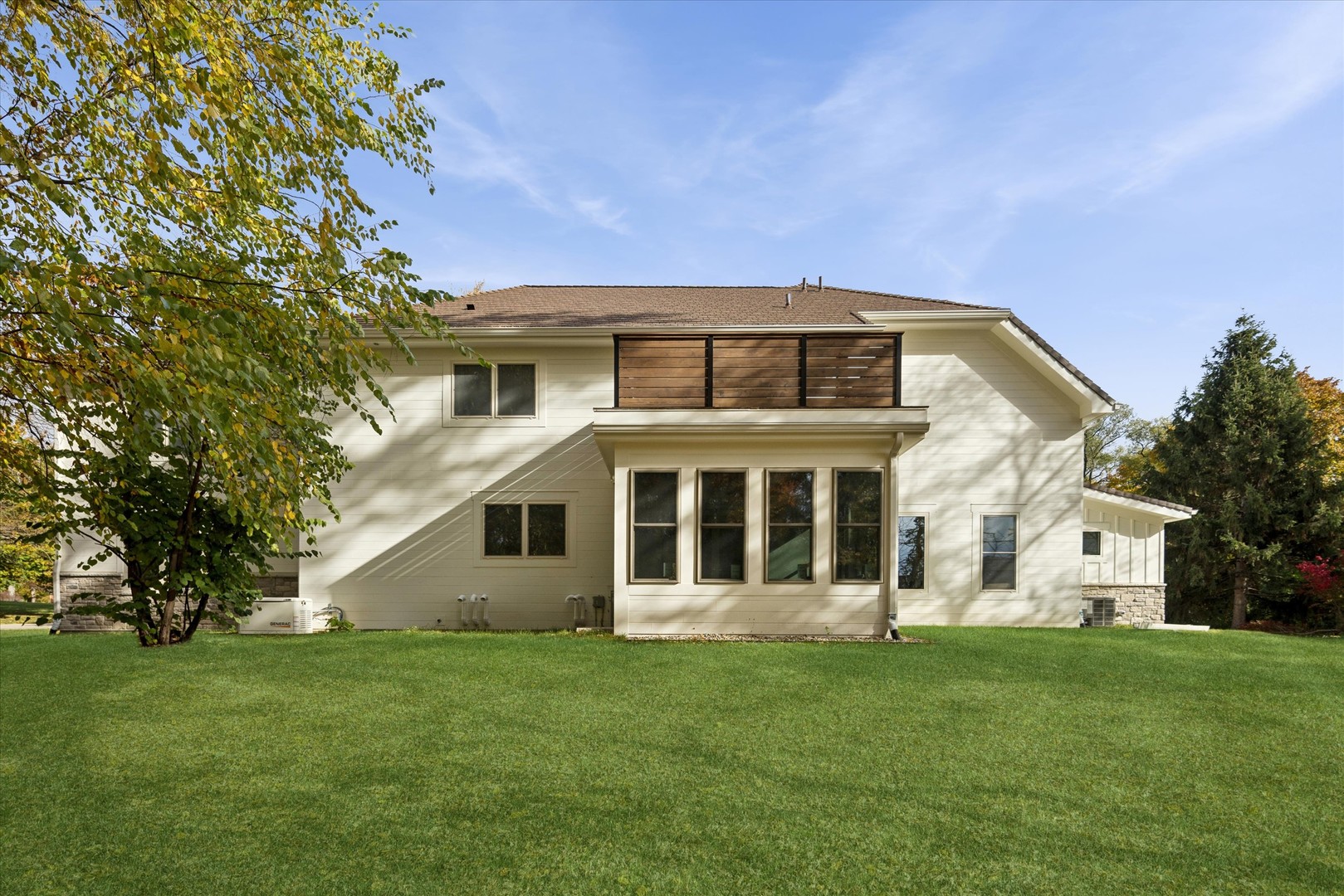 1220 N Harvard Avenue