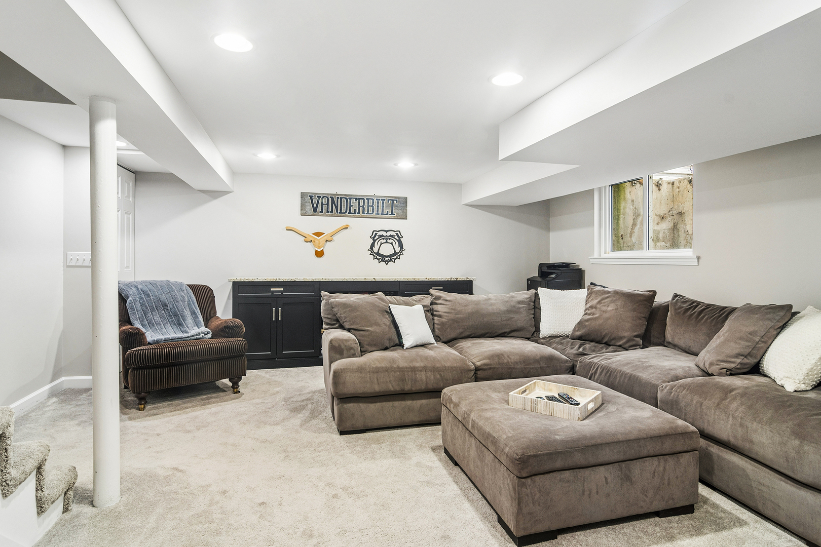 627 S Lincoln Lane