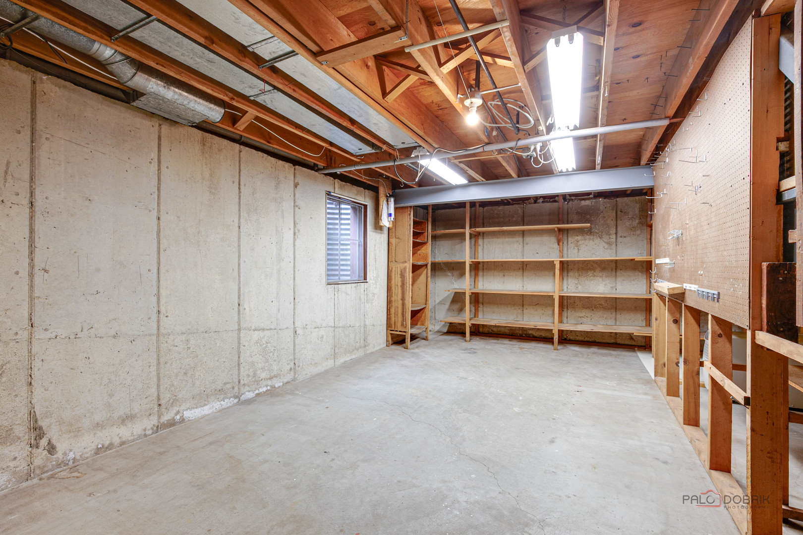 1407 N Douglas Avenue