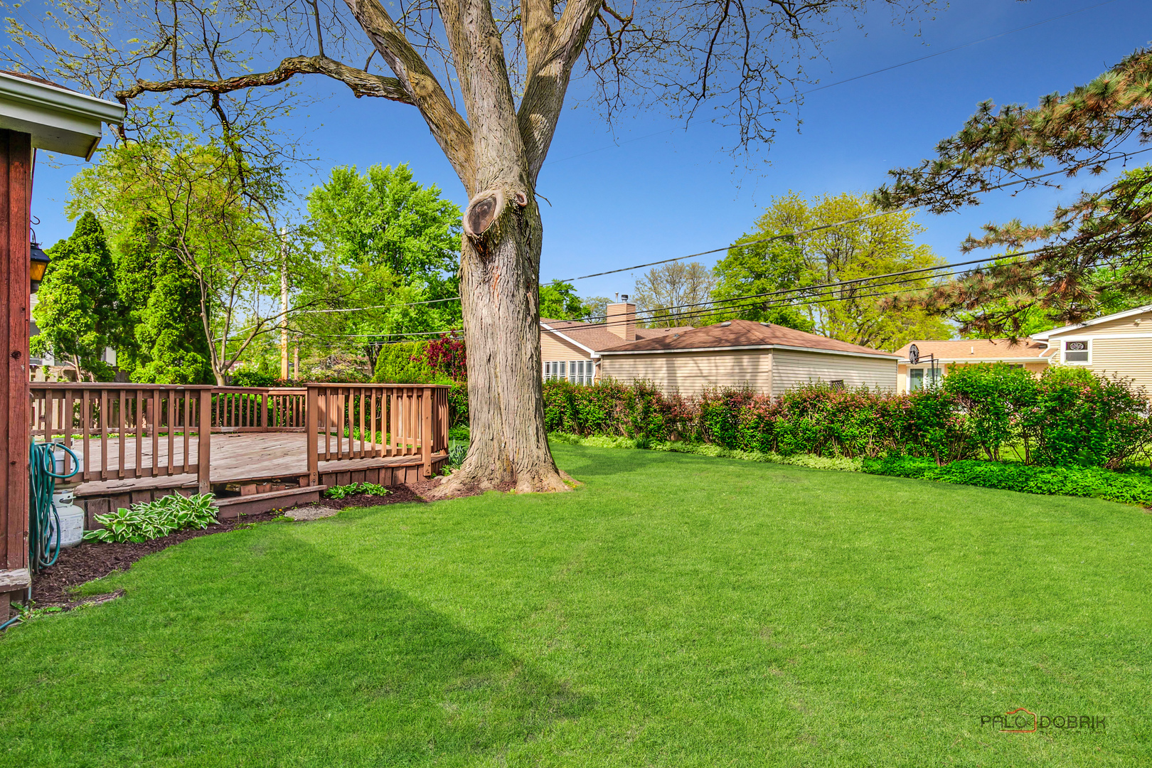 1407 N Douglas Avenue