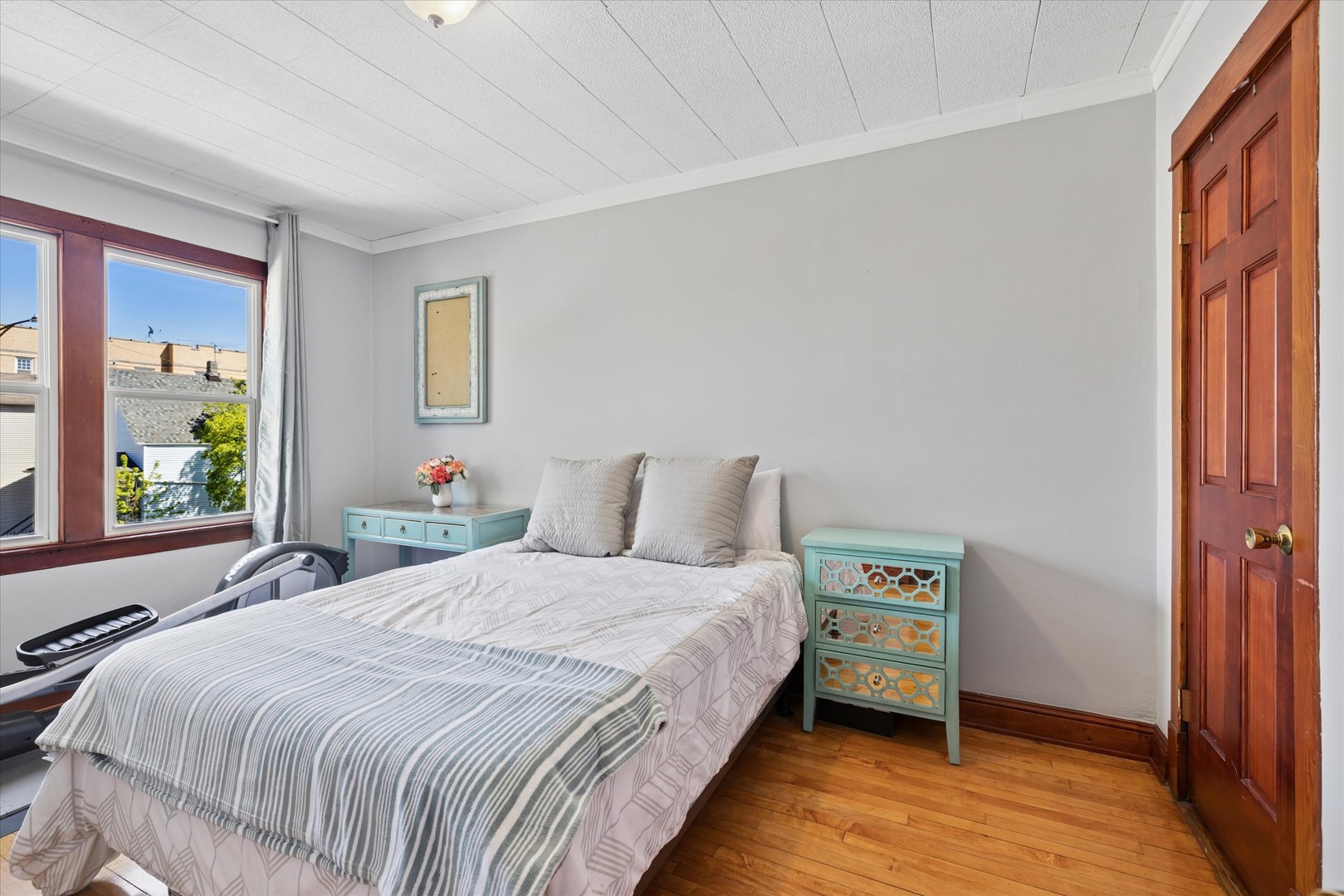 2228 N Central Park Avenue