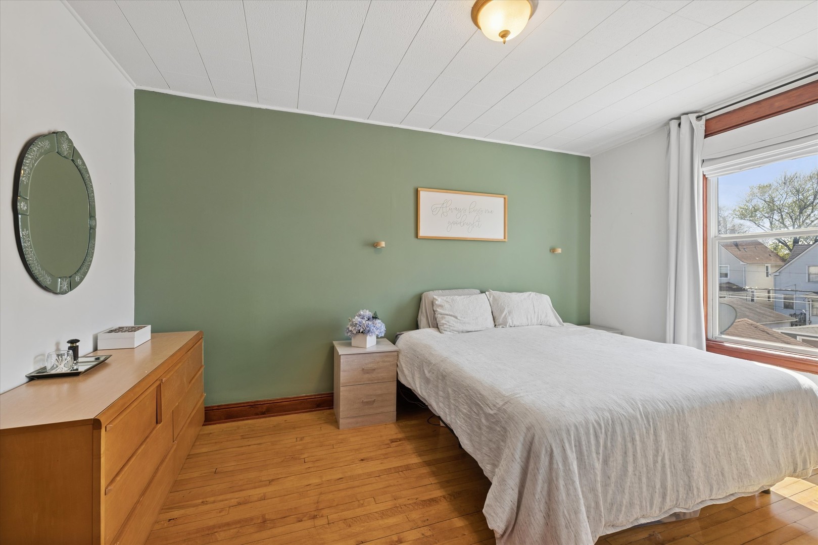 2228 N Central Park Avenue