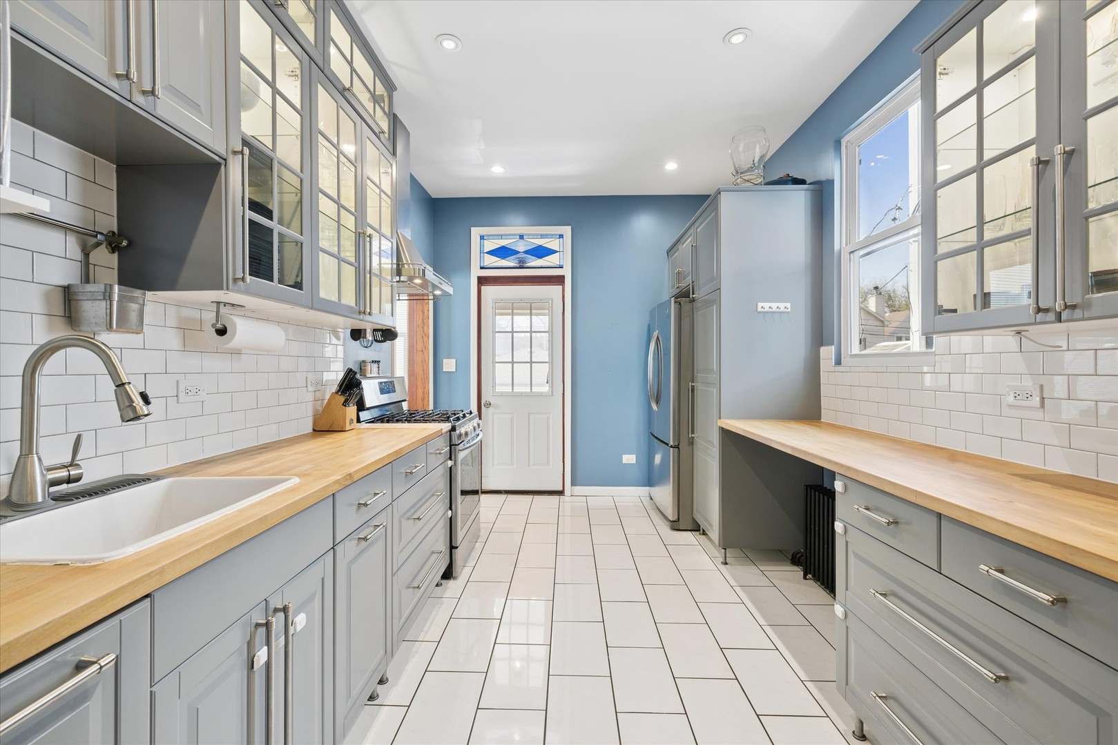 2228 N Central Park Avenue