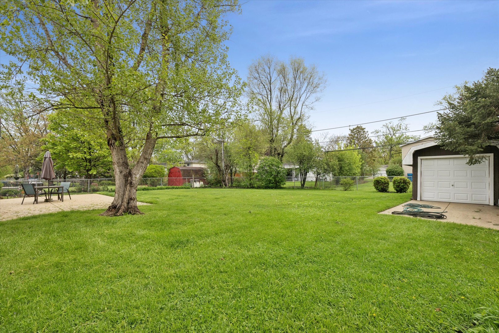 1903 E Ivy Lane